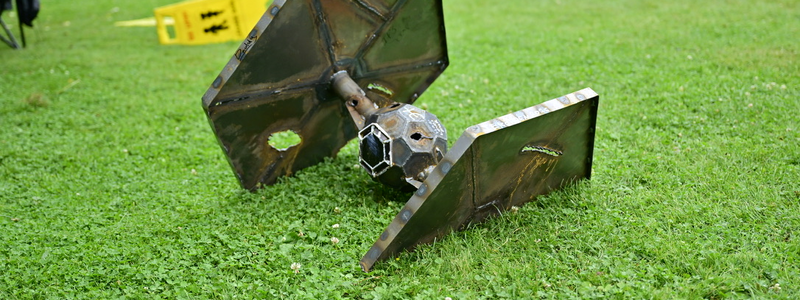 TIE-fighter i metall!